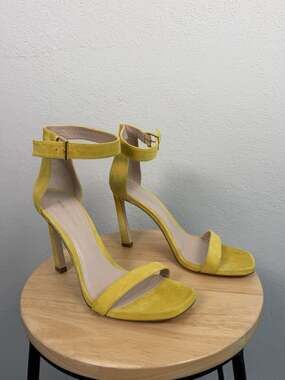 Stuart Weitzman Yellow Suede Sandal Heels Size 9 Luxury Open Toe High Heel